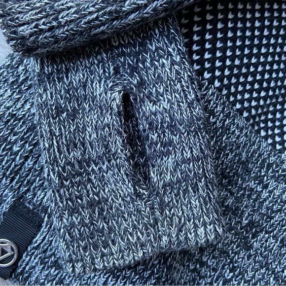 Ivivva By Lululemon Feeling Toasty  Wrap Cardigan - Picture 15 of 16